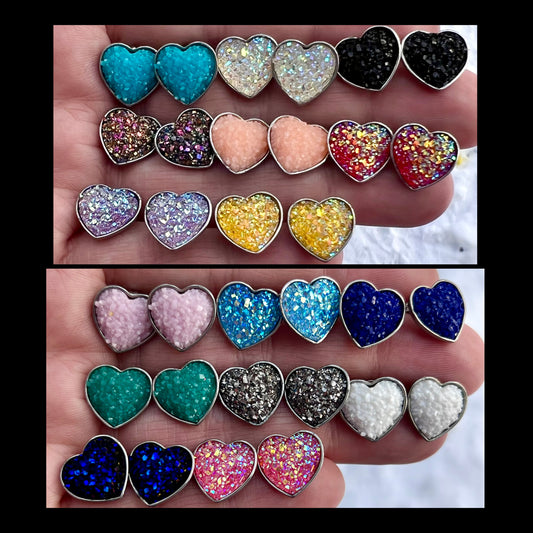 Random DRUZY HEART STUD EARRINGS