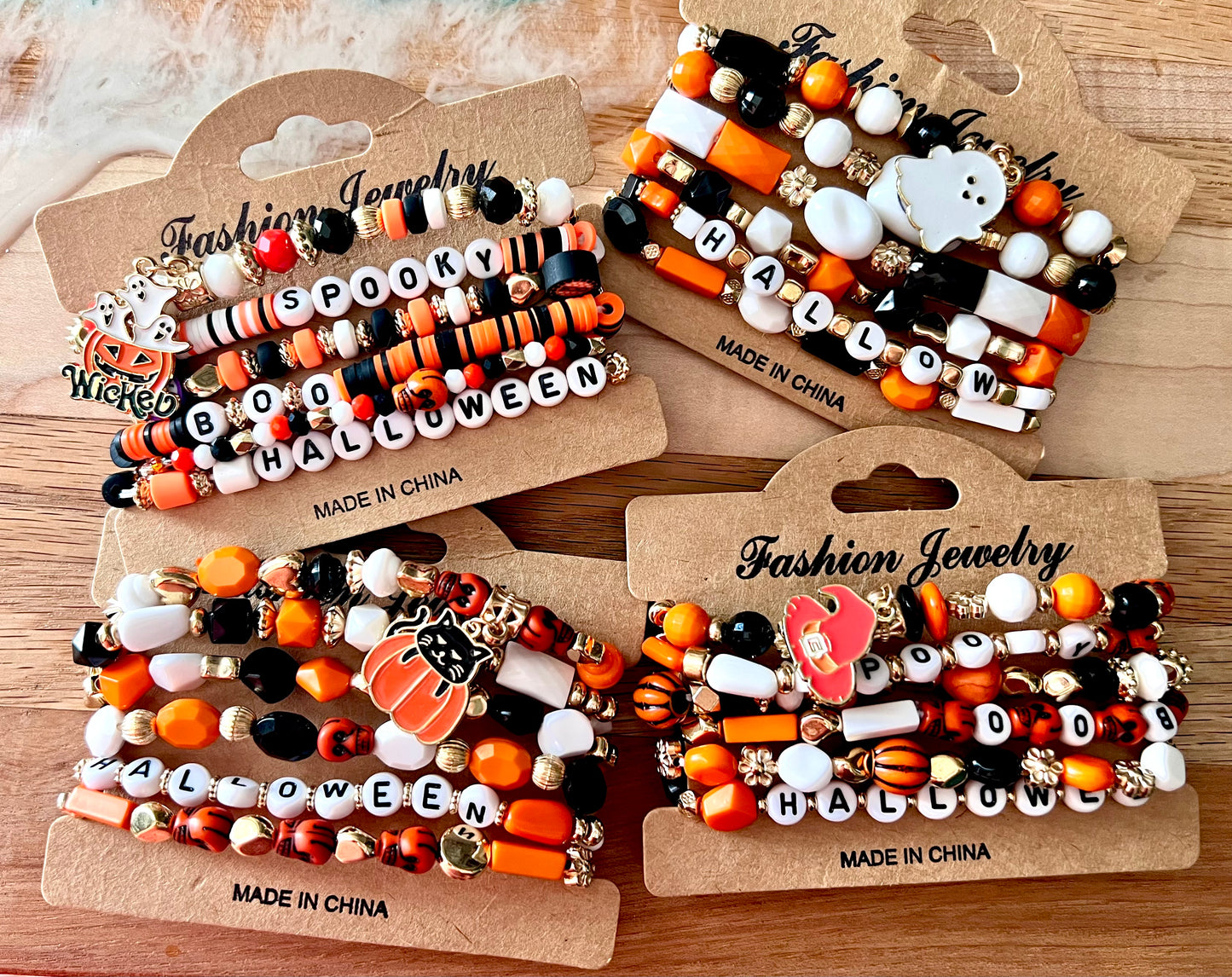 RANDOM Halloween Friendship Bracelet (1 bracelet)