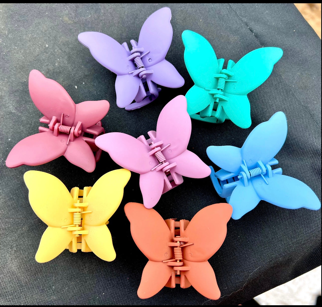 Random 2.6 Inch Butterfly Claw Hair Clip