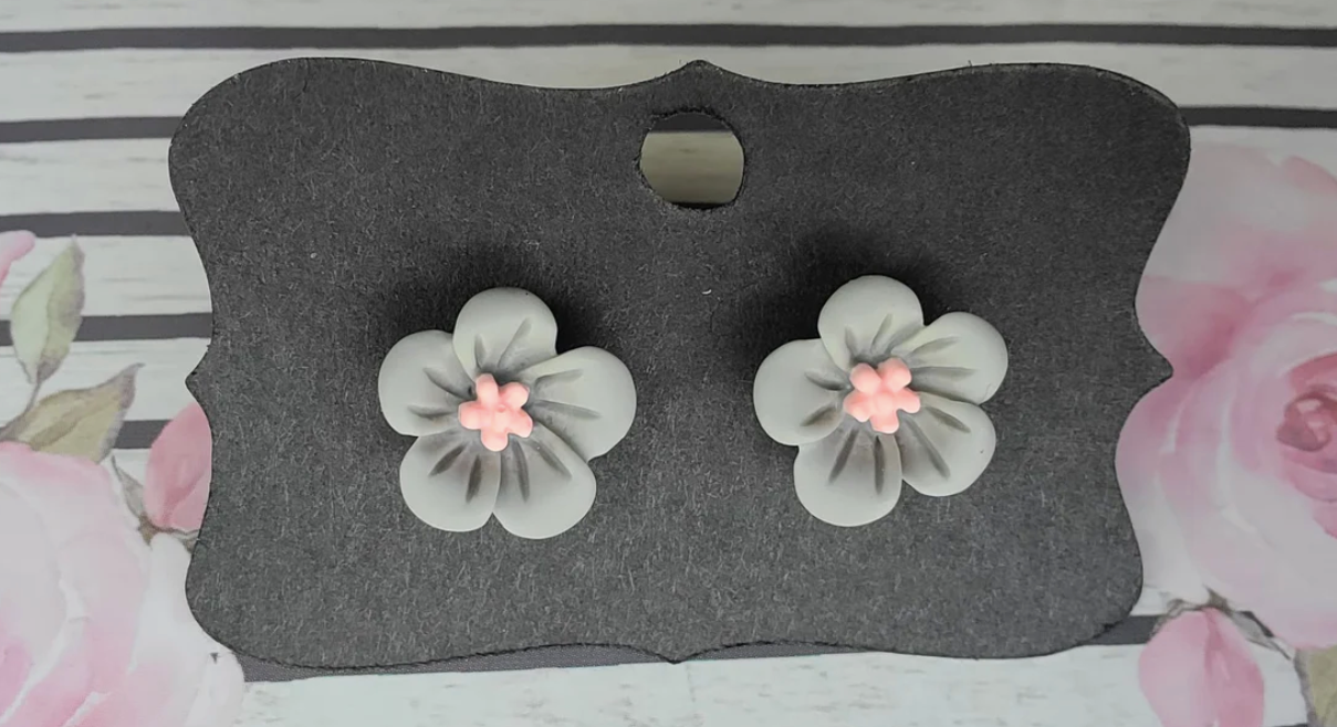 Random- 14 MM BLOSSOM Flower Earrings