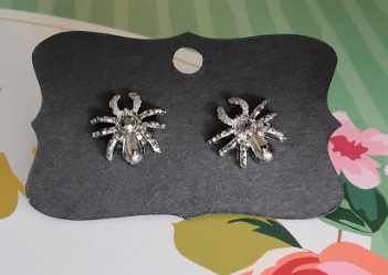 RANDOM Creepy Spider Earrings