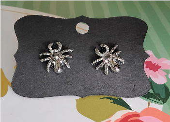 RANDOM Creepy Spider Earrings