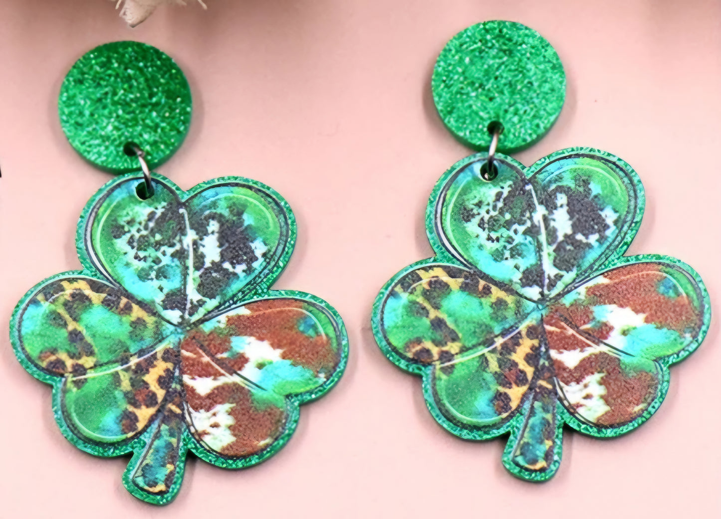 MINI PREORDER ST PATRICKS DAY SHAMROCK PATTERN ACRYLIC STUD DANGLE EARRINGS